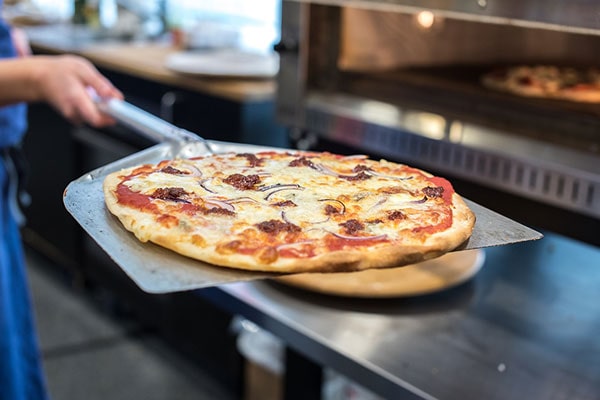 pizzerias delivery en mataderos