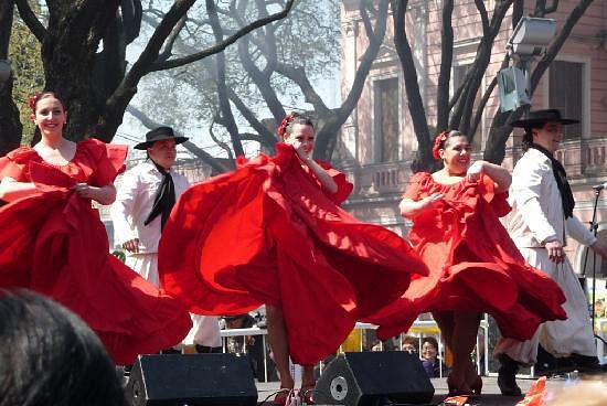 show baile feria de Mataderos